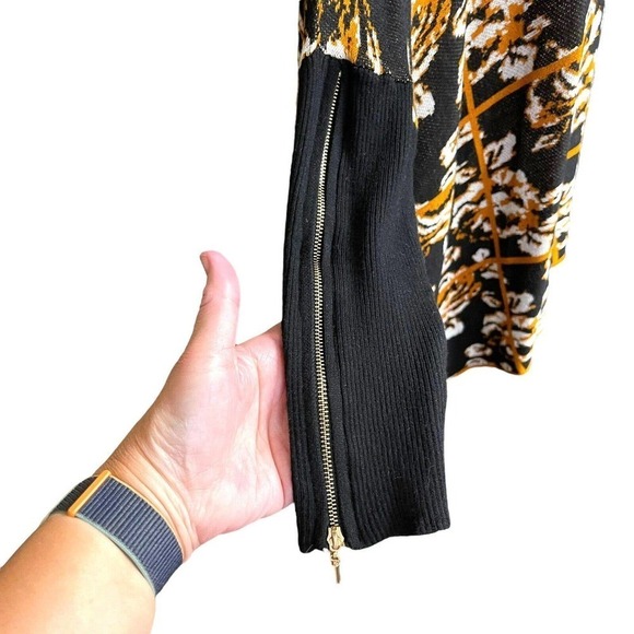 Joseph A. Women's Black Multi Floral Turtleneck Sweater Size M NWT Rtl $78 - Picture 8 of 15